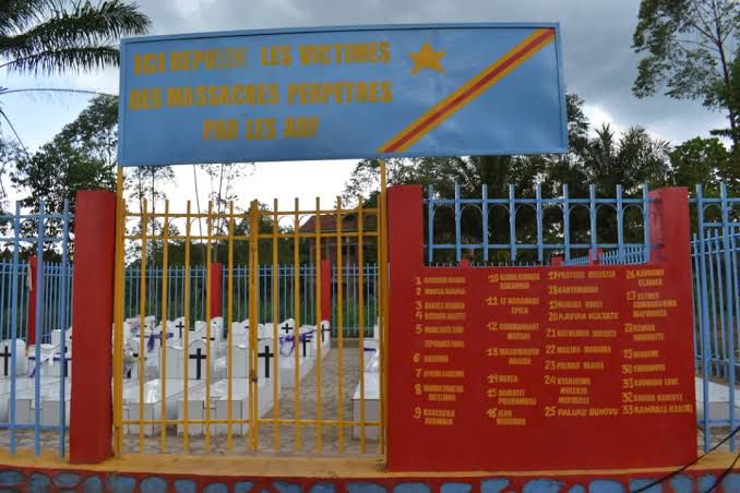 Read more about the article Nord-Kivu: les familles de victimes du terrorisme ADF rendent hommage (CongoForum)