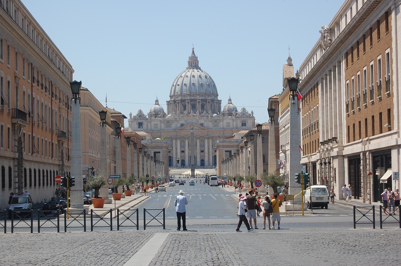 Read more about the article Le cardinal Fridolin Ambongo s’oppose à une béatification du roi Baudouin (CongoForum)