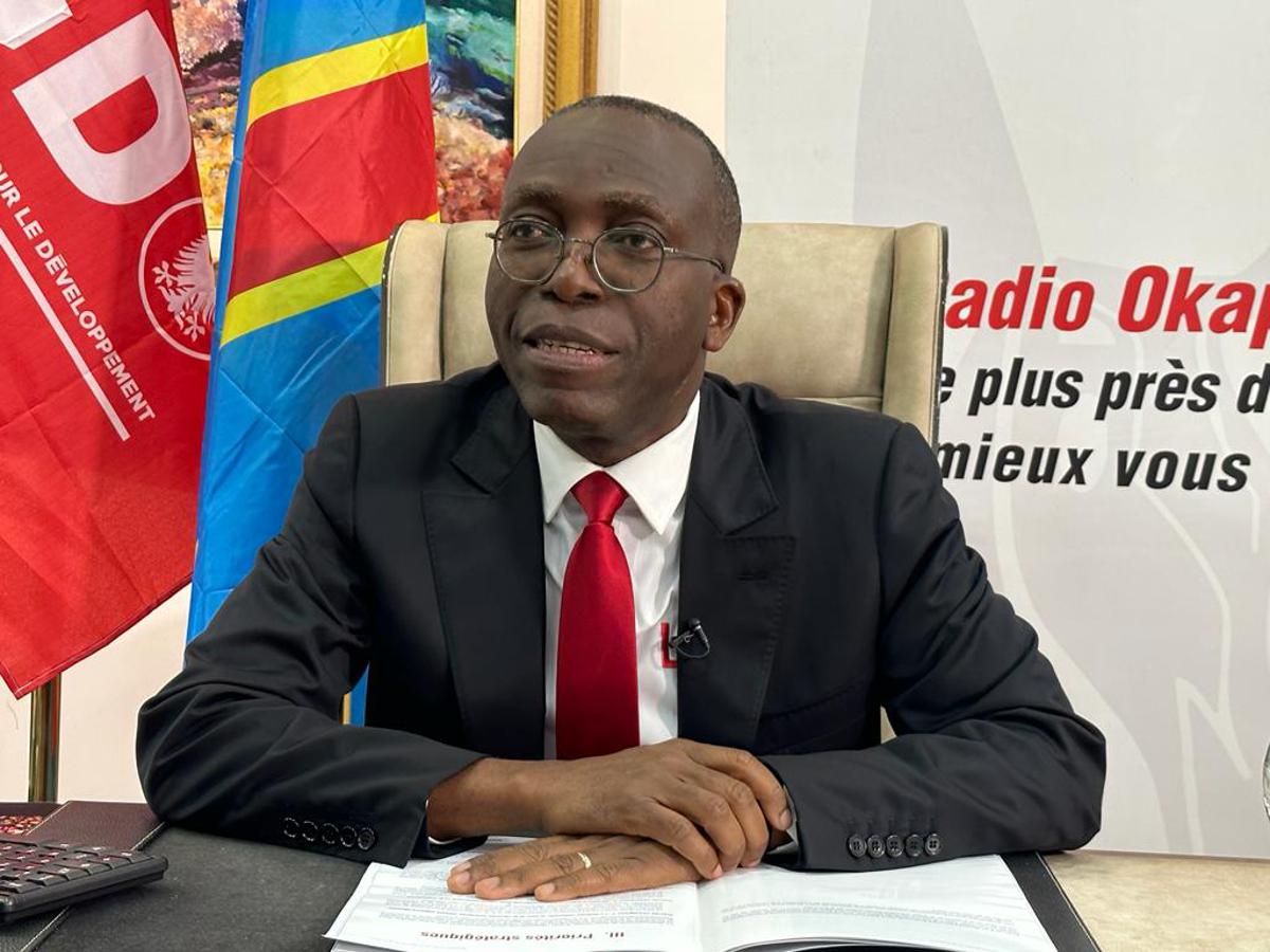 Read more about the article Sécurité à l’Est: Matata Ponyo garde ses distances face aux accusations contre Joseph Kabila (CongoForum)