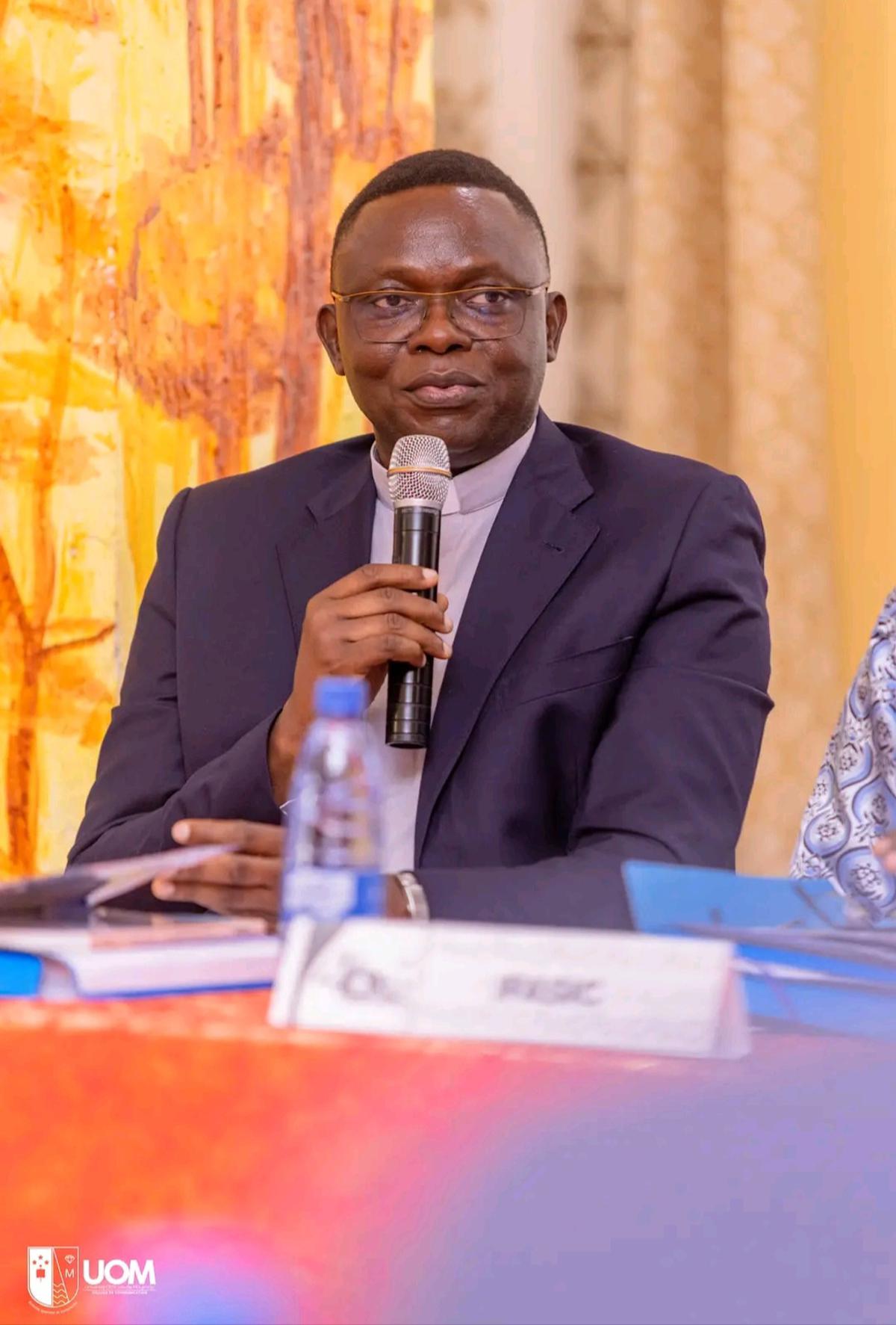 Lees meer over het artikel Mbuji-Mayi: personeel universiteit zamelt duizenden dollars in voor vrouwelijke slachtoffers geweld (CongoForum)