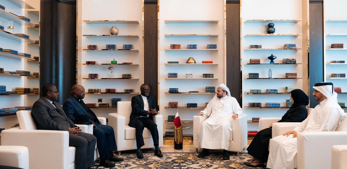 Lees meer over het artikel Oost-Congo: CENCO-ECC en Qatarese minister praten over internationale vredesinspanningen (CongoForum)