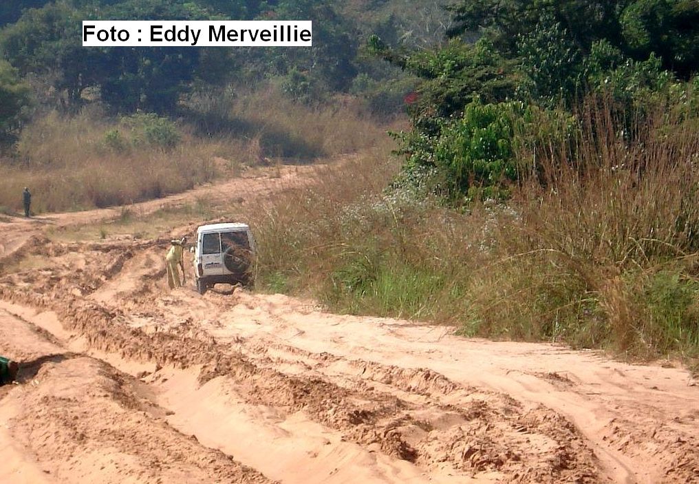 Lees meer over het artikel Ministerie ziet werken opschieten tussen Kananga en Mbuji-Mayi (CongoForum)