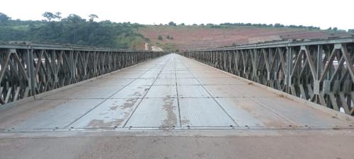 Lees meer over het artikel Loangebrug dreigt in te storten na overstroming Tobirivier (CongoForum)