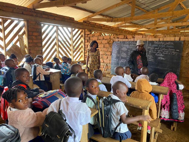 Lees meer over het artikel Tanganyika: solidariteit en innovatie redden schoolkantine (CongoForum)