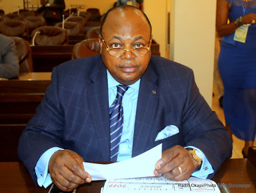 Lees meer over het artikel Senator Makila valt voorzitter CSAC zwaar aan na uitspraken over Kabila en PPRD (CongoForum)