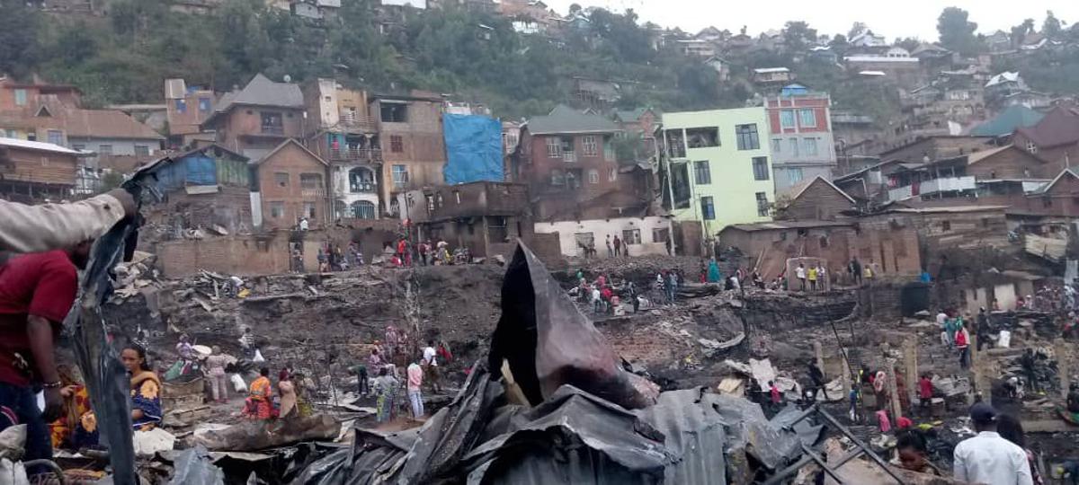 Lees meer over het artikel Zuid-Kivu: al weer grote brand in de stad Bukavu (CongoForum)