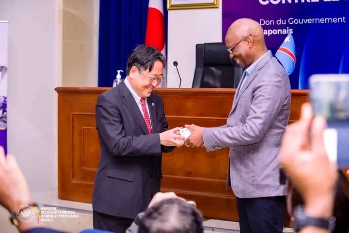 Lees meer over het artikel Congo krijgt 250.000 vaccins voor strijd tegen Mpox-virus (CongoForum)