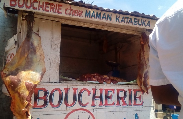 Read more about the article Butembo: les prix d&rsquo;un kilogramme de la viande de vache et chèvre en hausse sur le marché (CongoForum)