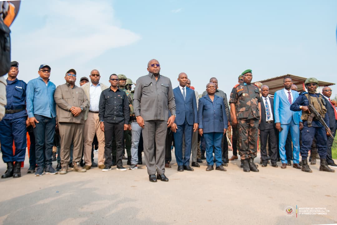 Read more about the article Uvira: une mission pour rétablir l’autorité de l’état et rassurer la population (CongoForum)