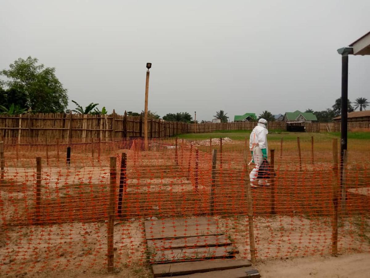 Lees meer over het artikel Strijd tegen ebolavirus: al meer dan 2.000 vaccinaties in Bulape (CongoForum)