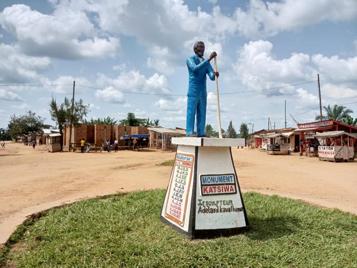 Lees meer over het artikel Beni: in Oicha vragen inwoners wapens om samen met leger tegen ADF te vechten (CongoForum)
