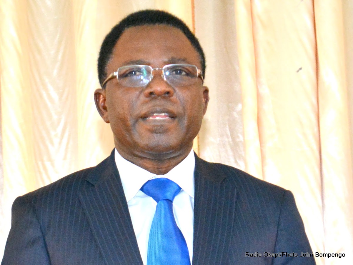 Lees meer over het artikel Inlichtingendienst houdt oud-minister Théophile Mbemba gedurende korte tijd vast (CongoForum)