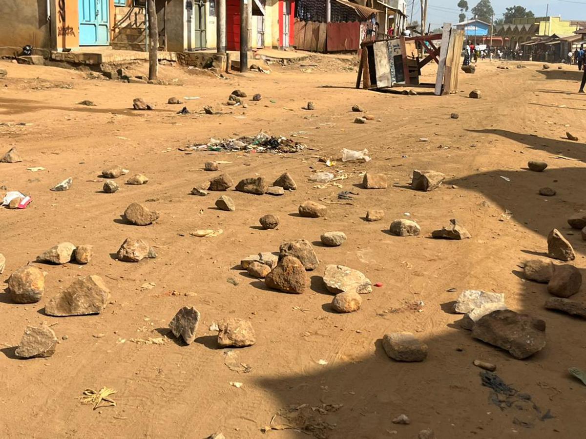 Lees meer over het artikel Volksgezondheid: onderzoekers op gruwelijke wijze gedood in Isangi (CongoForum)