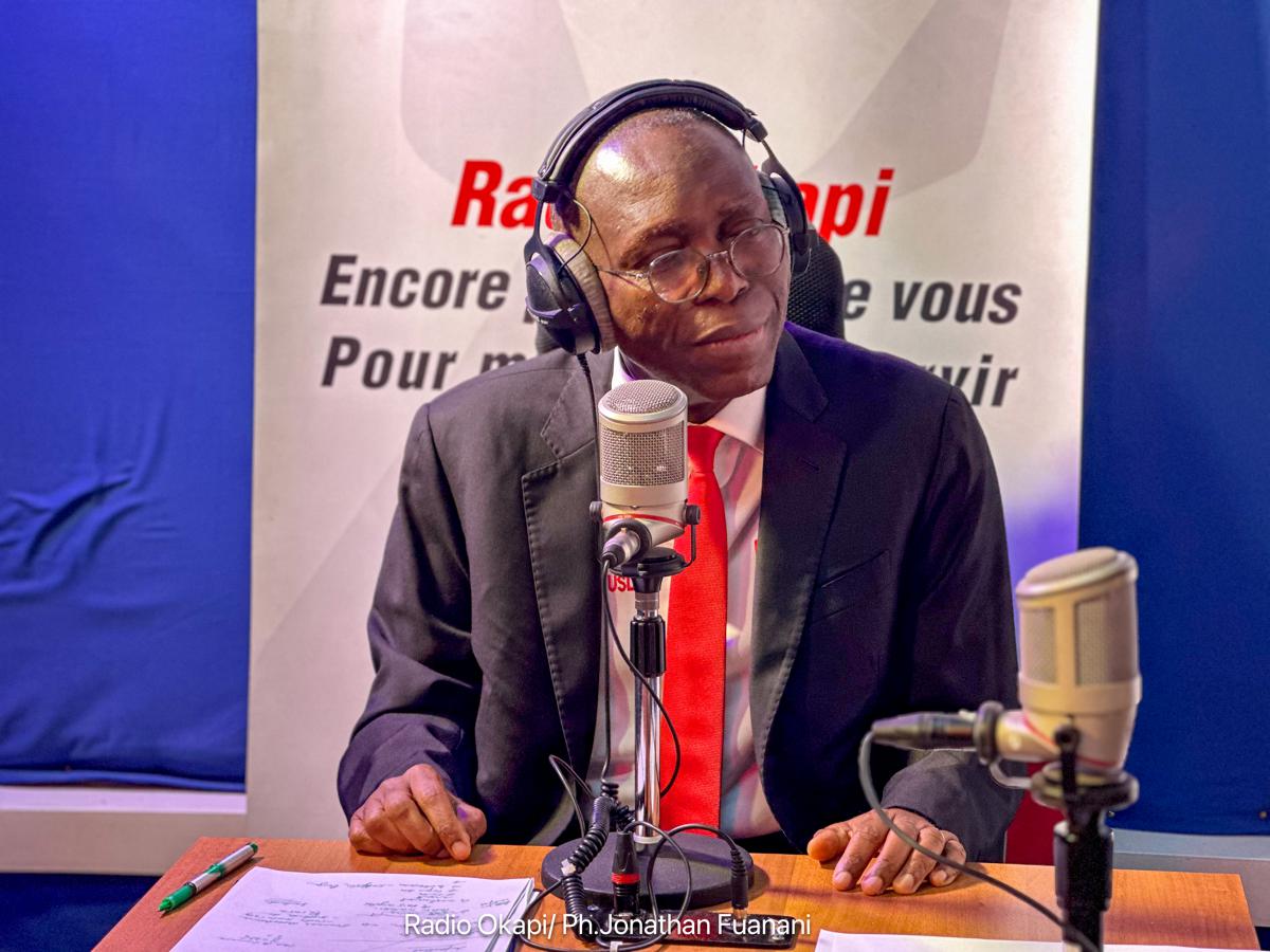 Lees meer over het artikel Matata Ponyo is zijn zitje in Nationaal Assemblee officieel kwijt (CongoForum)