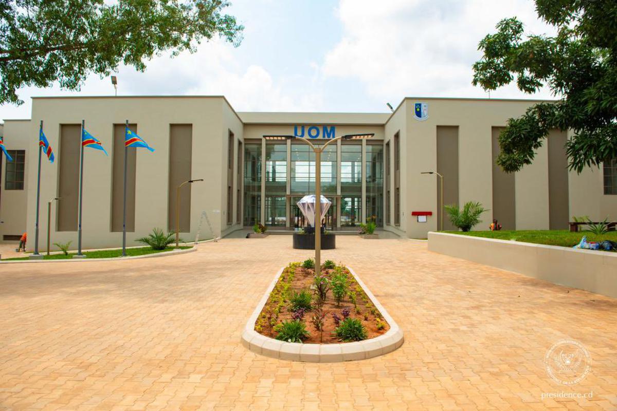 Lees meer over het artikel Universiteit in Mbuji-Mayi heeft nu ‘waardige gebouwen’ (CongoForum)