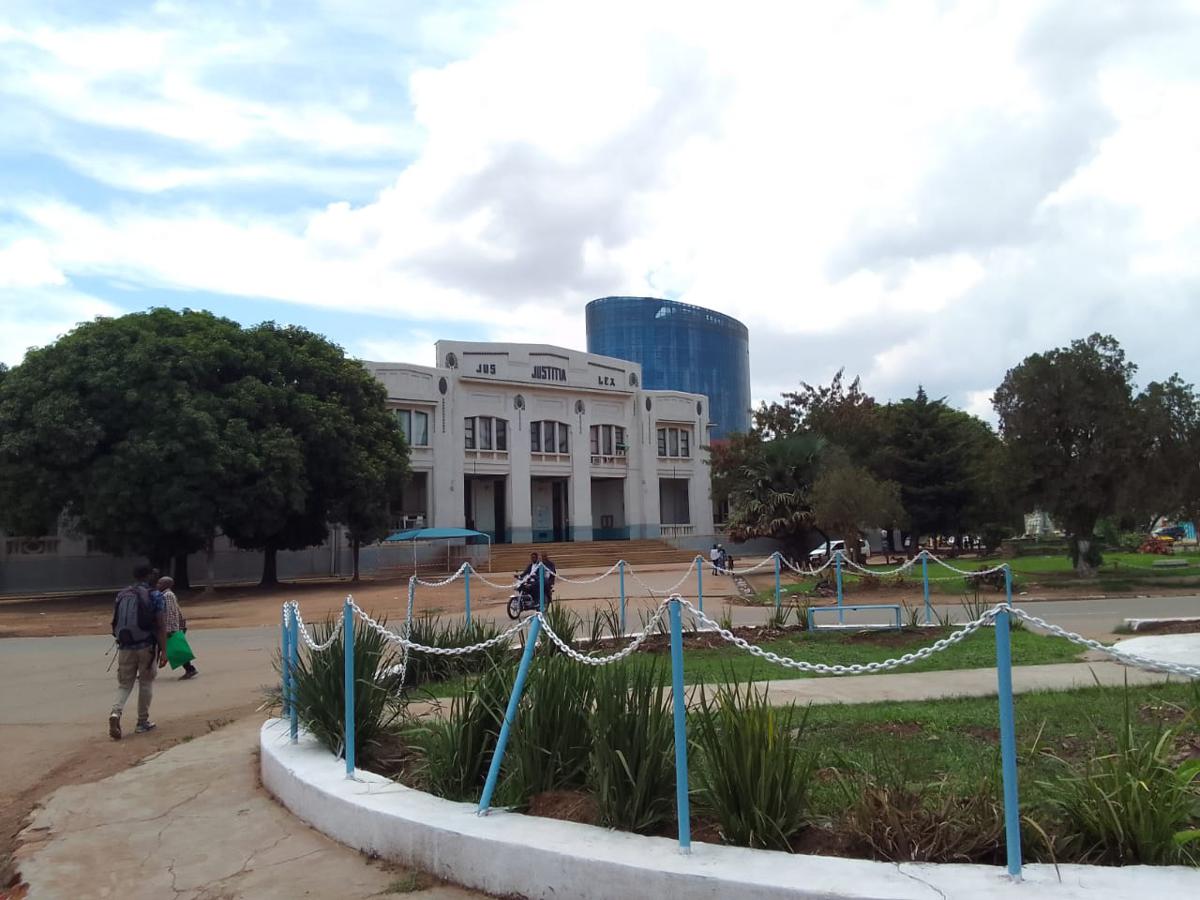 Lees meer over het artikel Haut-Katanga: omstreden arrestaties van jongeren die niet meer bij hun families leven (CongoForum)