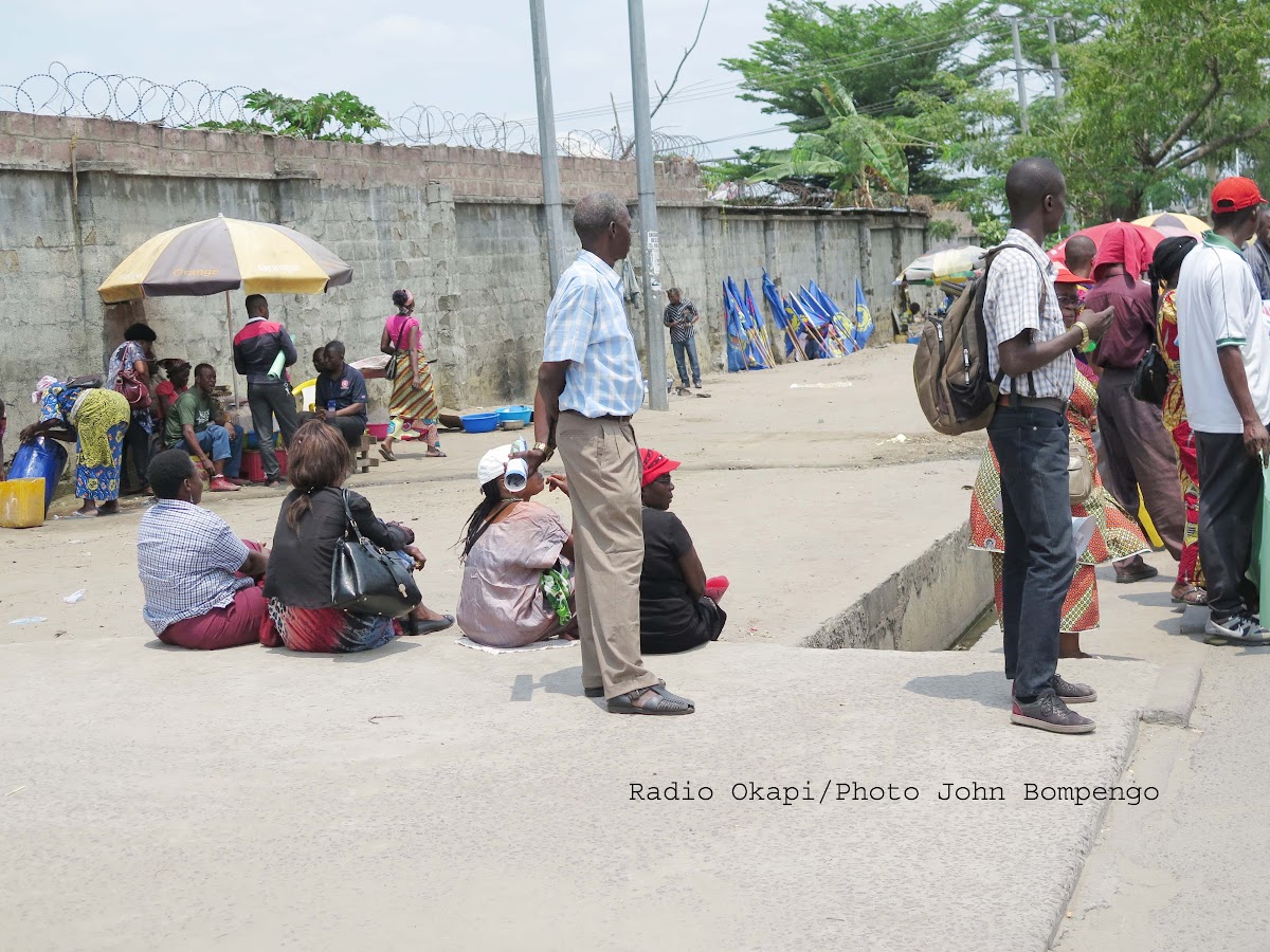 Lees meer over het artikel Tshopo: achterstallige lonen doen leerkrachten staken in Opala (CongoForum)
