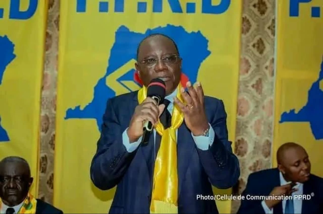 Read more about the article Aubin Minaku interpellé à Kinshasa, une arrestation qui ravive les tensions politiques (CongoForum)