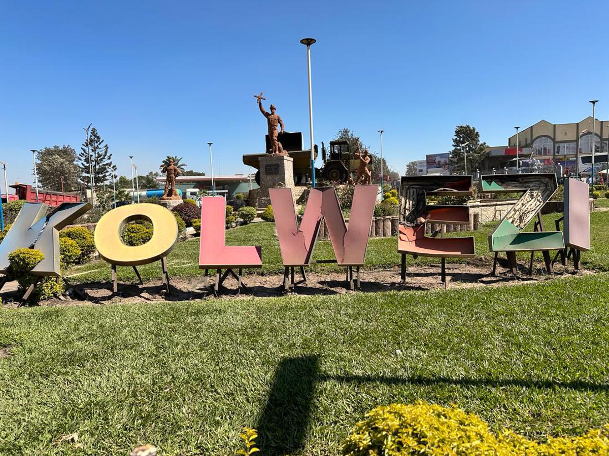 Lees meer over het artikel Confrontatie met boze mijnwerkers leidt tot angst en chaos in Kolwezi (CongoForum)