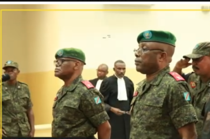 Lees meer over het artikel Generaal Yav voor de rechter, hoge officier wijst op tegenstrijdige verklaringen (CongoForum)