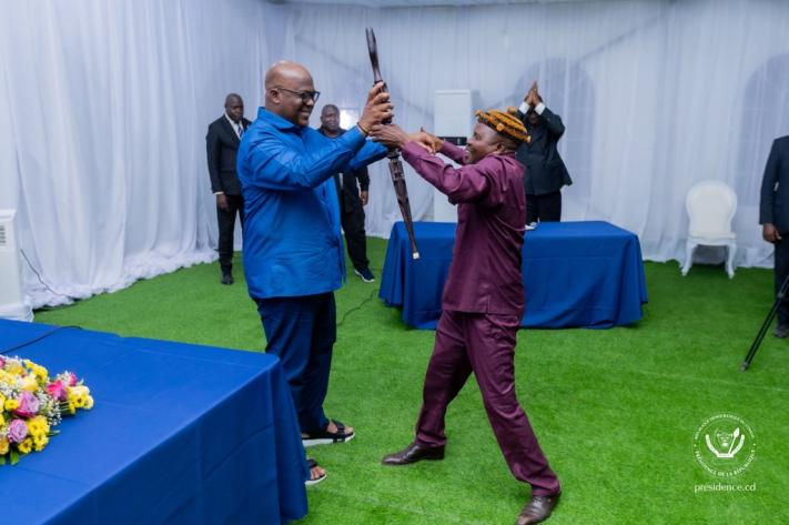 Lees meer over het artikel Tshisekedi: “Amerikanen zullen ons helpen met uitbouw leger en investeringen” (CongoForum)