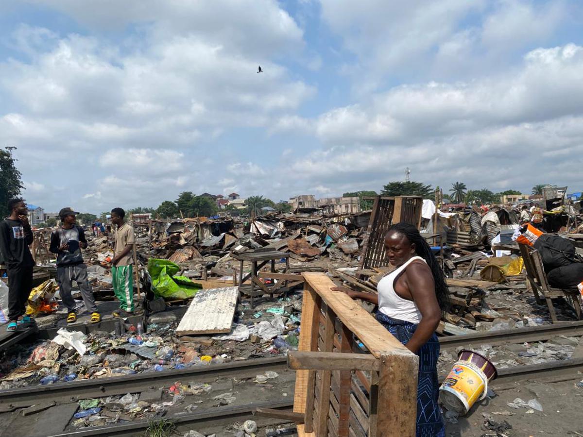 Lees meer over het artikel Kinshasa: families keren terug naar puin van Pakadjuma na te zijn verjaagd (CongoForum)