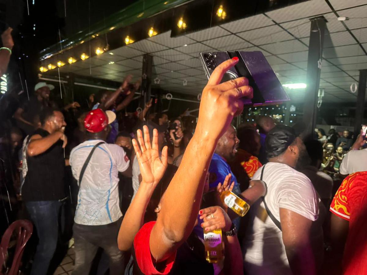 Read more about the article Coupe du monde: Les léopards de la RDC se qualifient à la Coupe du monde après 52 ans (CongoForum)