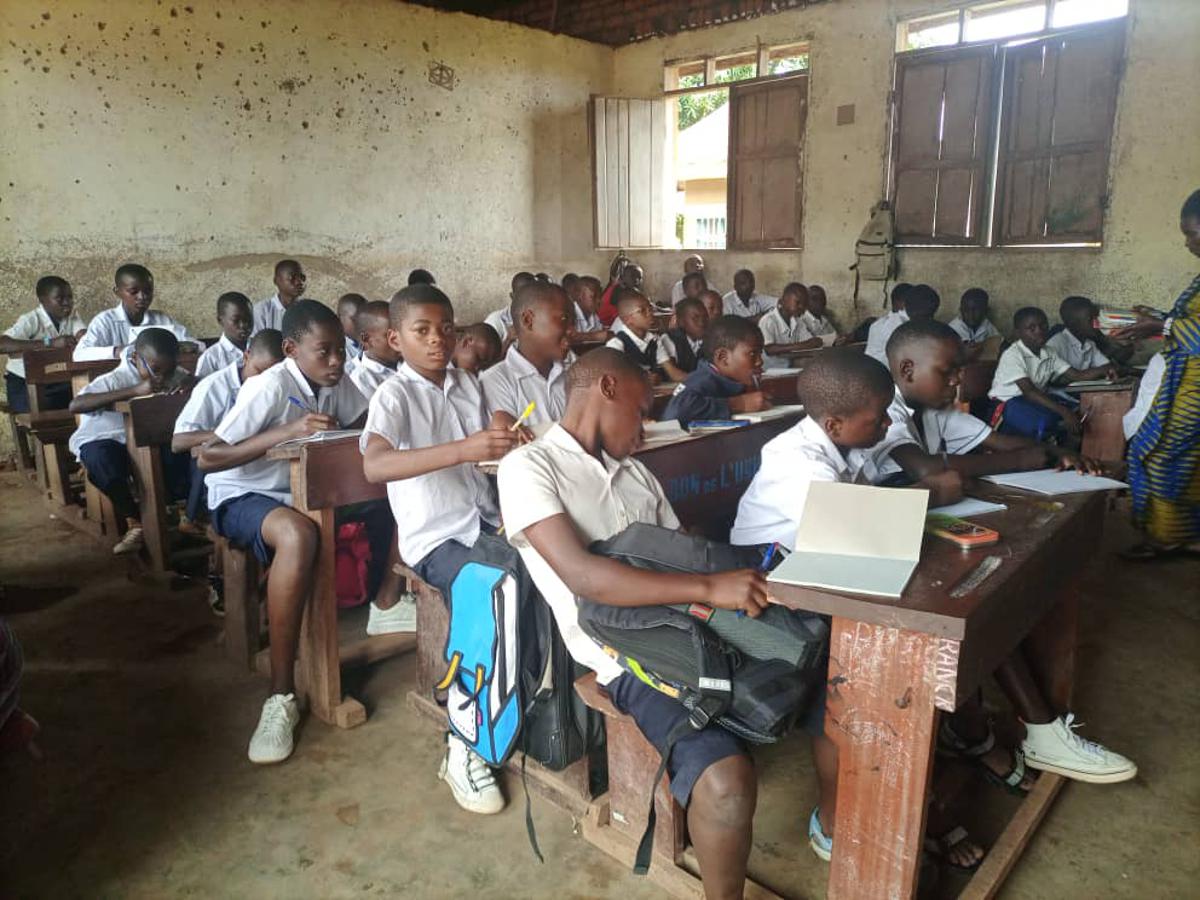 Lees meer over het artikel Beni: veel scholen en kerken trekken zich niet te veel aan van ebola-uitbraak (CongoForum)