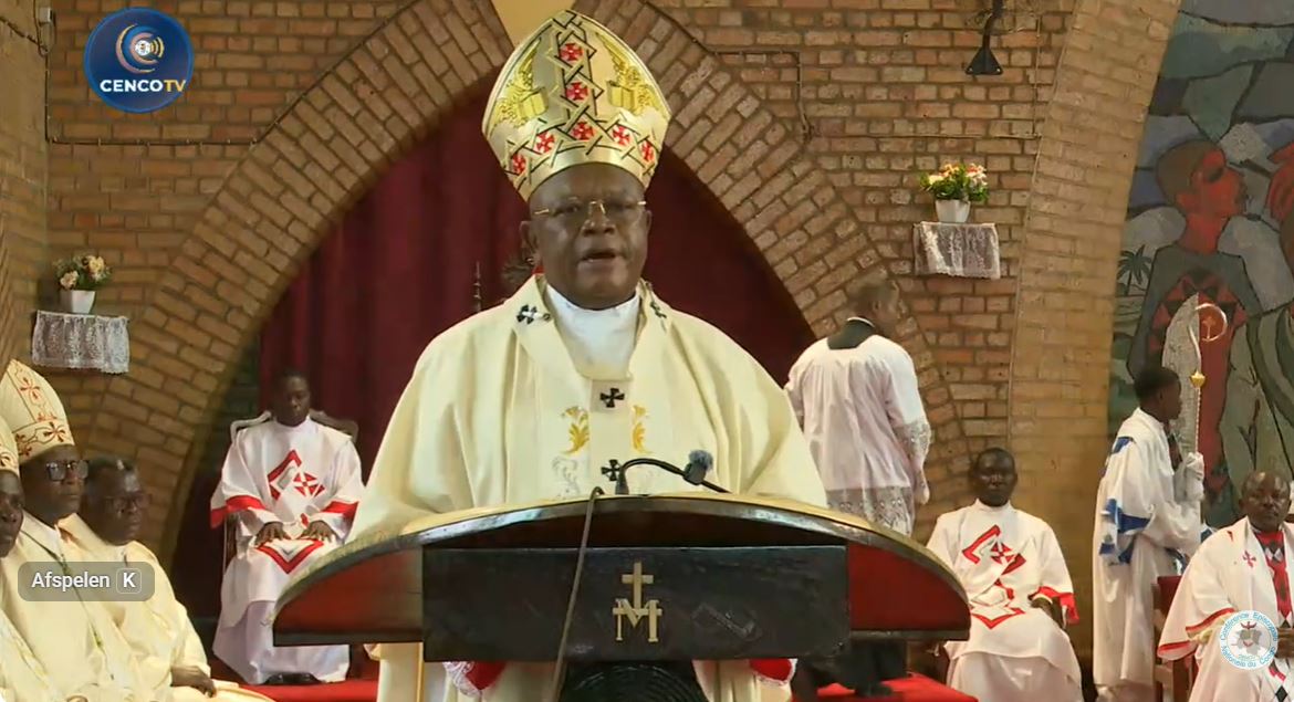 Lees meer over het artikel Kardinaal Ambongo volhardt in verzet tegen nieuwe Grondwet en derde ambtstermijn voor Félix Tshisekedi (CongoForum)