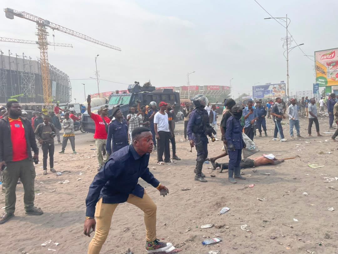 Lees meer over het artikel Kinshasa: doden en gewonden bij actie ter verdediging van de Congolese Grondwet (CongoForum)