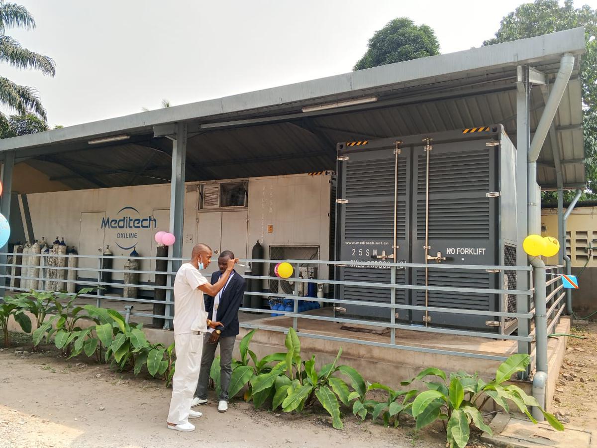 Lees meer over het artikel Kinshasa: nieuwe productie-eenheid voor medische zuurstof in Kingasani (CongoForum)