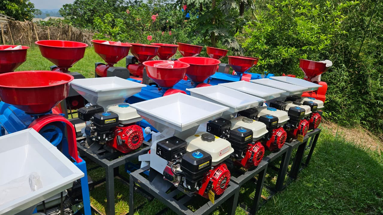 Read more about the article Nord-Kivu: 30 organisations paysannes dotées de décortiqueuses pour moderniser la transformation du riz (CongoForum)