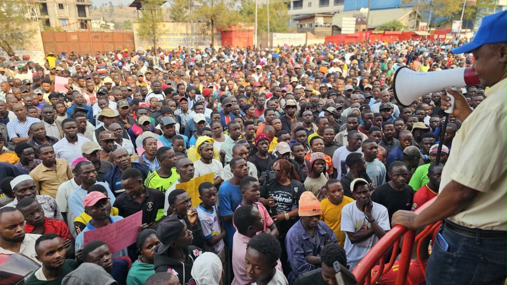 Read more about the article Nord-Kivu: la société civile œuvrant dans les zones contrôlées par le M23 remet un mémorandum à la MONUSCO (CongoForum)