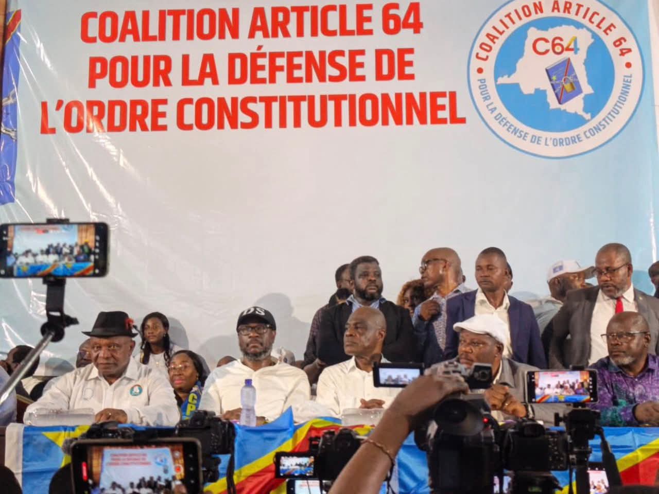 Read more about the article Lutte contre le changement de la Constitution: la Coalition Article 64 maintient la pression et brandit la menace d’une nouvelle marche le 15 août (CongoForum)