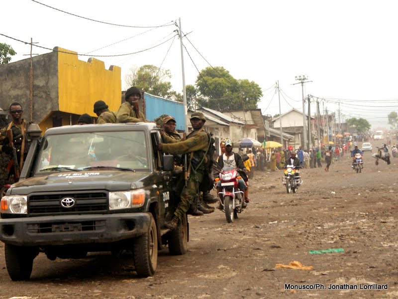 Lees meer over het artikel Kinshasa: meer dan 300 doden in bezette gebieden door executies, slachtpartijen en bombardementen (CongoForum)
