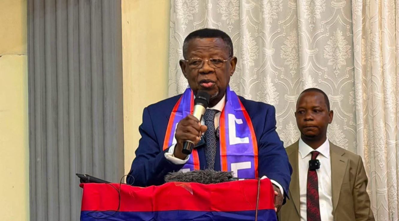 Read more about the article Est de la RDC: la sortie de Lambert Mende relance le débat sur les limites du pouvoir (CongoForum)