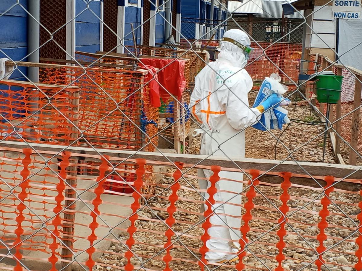 Lees meer over het artikel Tshopo: overlijden arts door ebola vergroot ongerustheid bij medisch personeel (CongoForum)