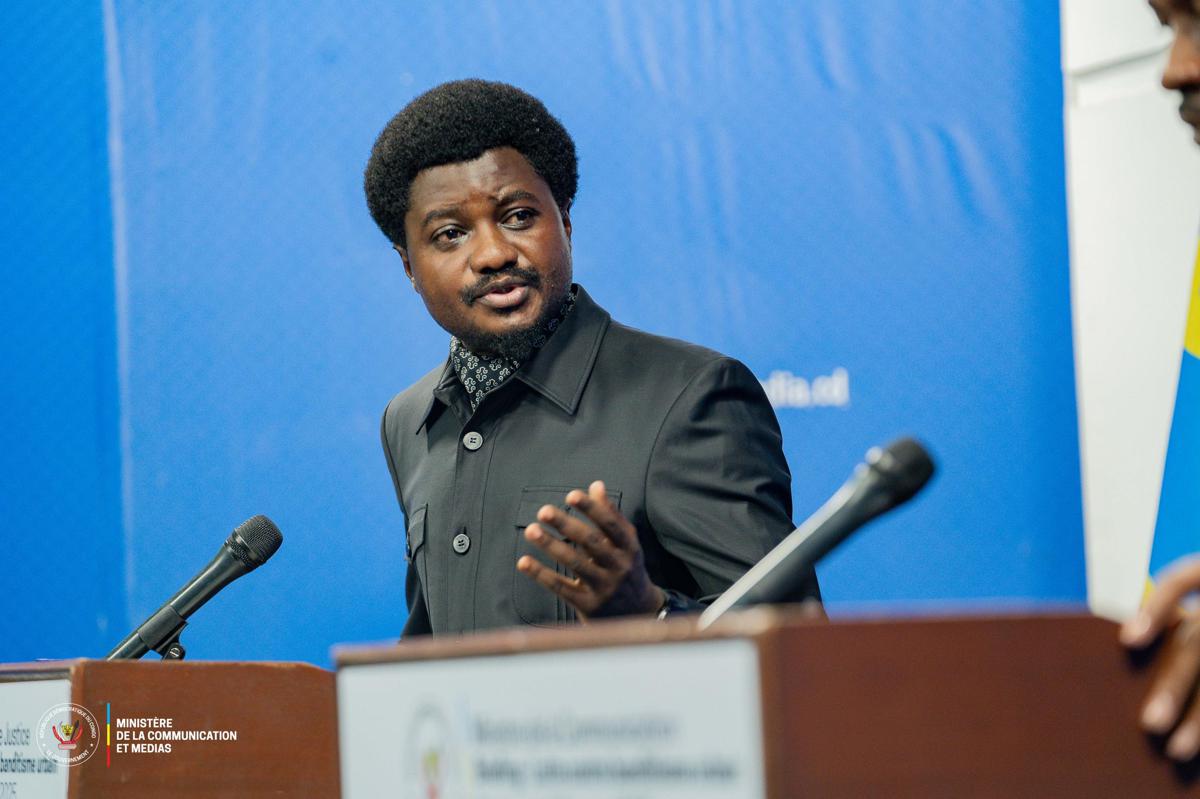 Lees meer over het artikel Voormalig minister Constant Mutamba veroordeeld tot tien jaar cel (CongoForum)