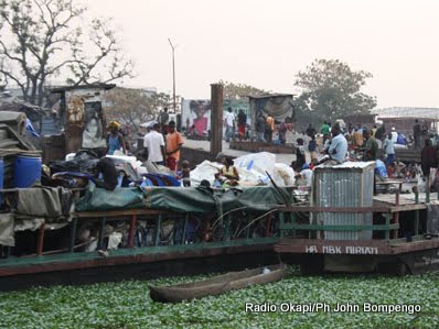 Lees meer over het artikel Mensenlevens gaan verloren bij ongeval op Congorivier, ten westen van Kinshasa (CongoForum)