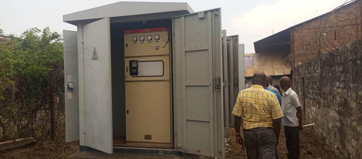Lees meer over het artikel SNEL plaatst nieuwe transformatoren om stroomvoorziening te verbeteren in Lubumbashi (CongoForum)
